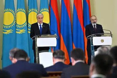 Какие темы и вопросы обсудили Президент Казахстана и Премьер-министр Армении 