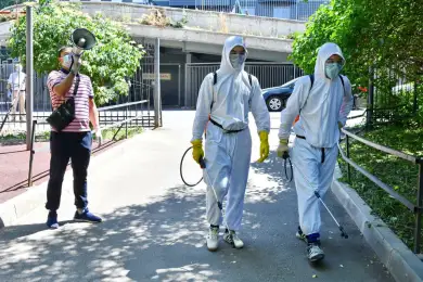 Жителей Алматы призвали не покидать дома и не спешить в места массовых прогулок 