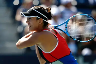 Мугуруса вышла на Дияс на AusOpen 