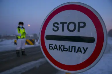 Водителей в ВКО призвали остаться дома 