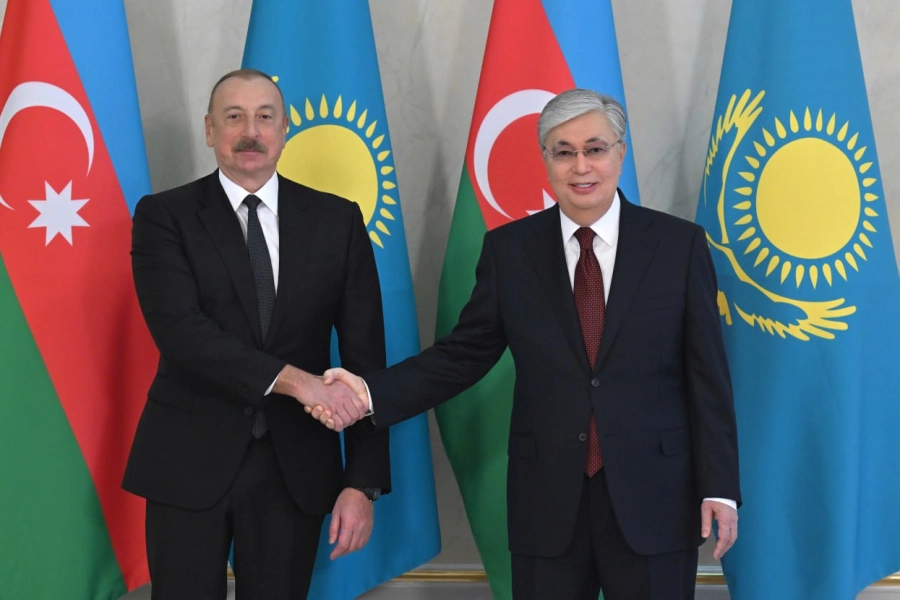 Президенты Казахстана и Азербайджана «по-братски» закрыли переговоры 