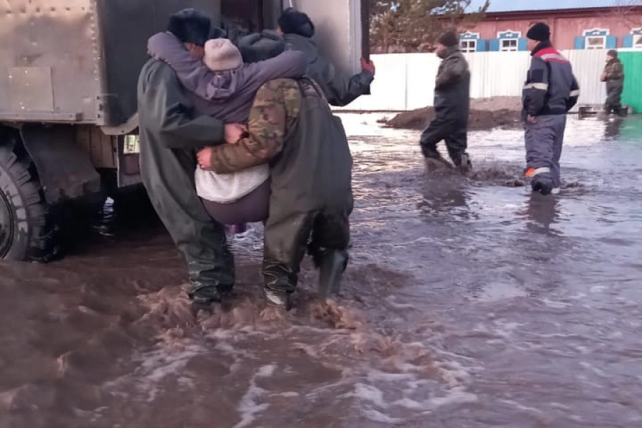 Угроза подтопления села Новопокровка снята 