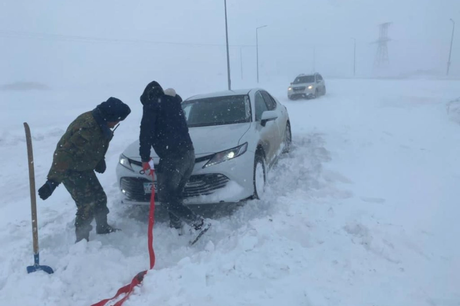 Спасатели призвали астанчан оставаться дома и не выезжать за город 