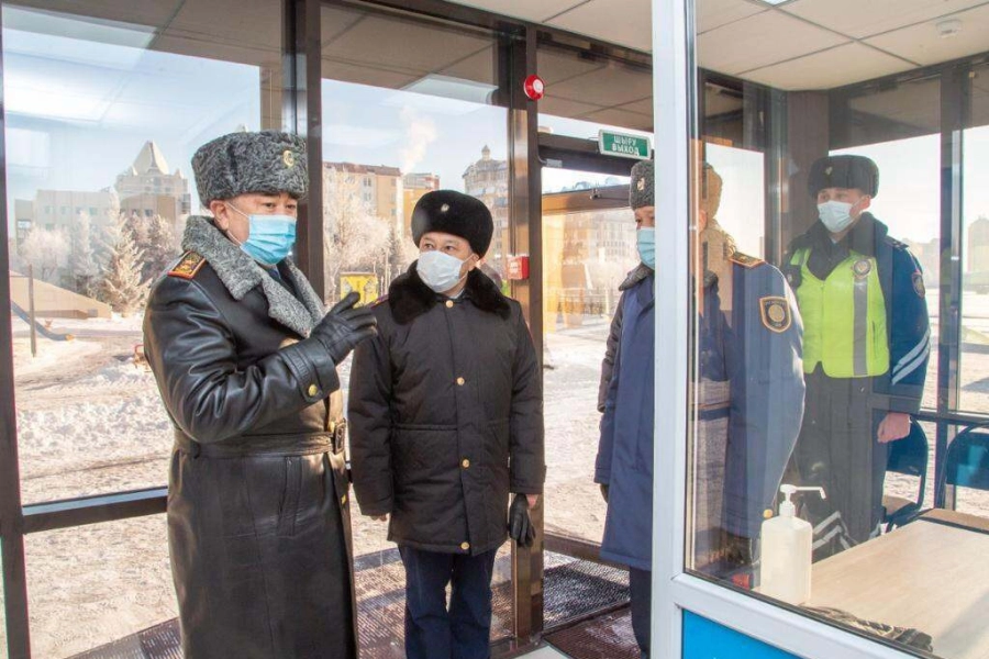 Глава МВД и аким Нур-Султана посетили новые полицейские пункты 